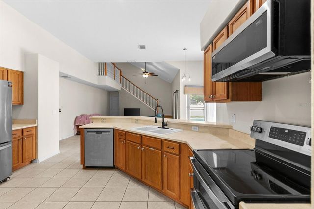 16222 EGRET HILL STREET, Clermont, FL 34714