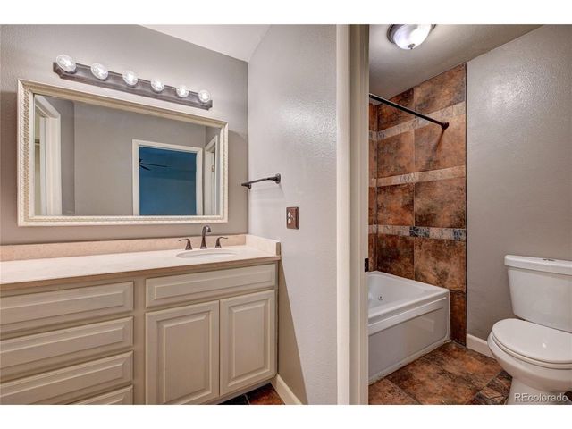 2836 S Wheeling Way, Aurora, CO 80014