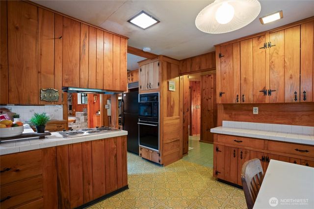 3649 Long Lake Road SE, Port Orchard, WA 98366