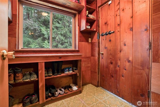 3649 Long Lake Road SE, Port Orchard, WA 98366