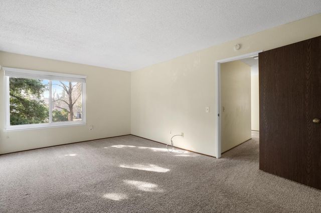 6820 Susanna Ct, Citrus Heights, CA 95621