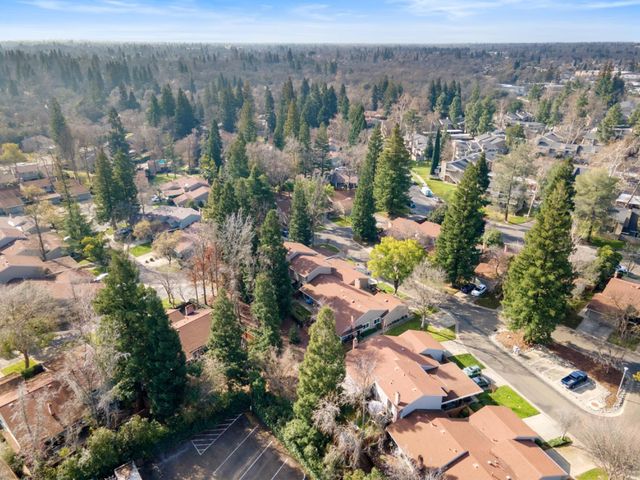 6820 Susanna Ct, Citrus Heights, CA 95621