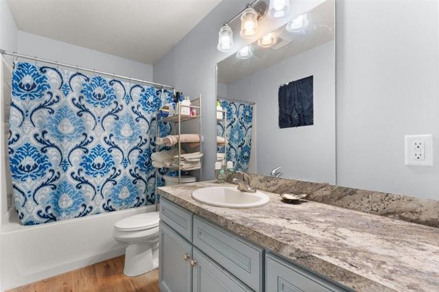 204 Larry Street, Iowa, LA 70647