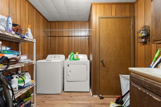 204 Larry Street, Iowa, LA 70647