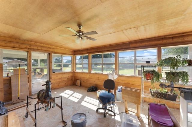 204 Larry Street, Iowa, LA 70647