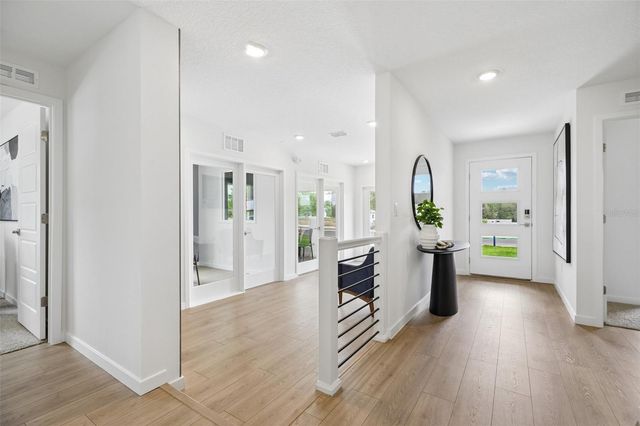 223 SKYFIELD COURT, Lady Lake, FL 32159
