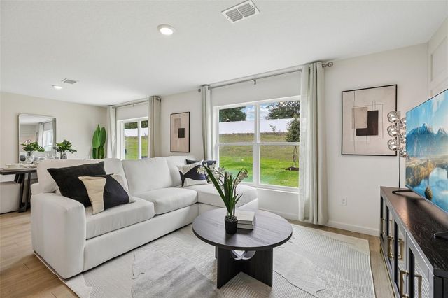 223 SKYFIELD COURT, Lady Lake, FL 32159