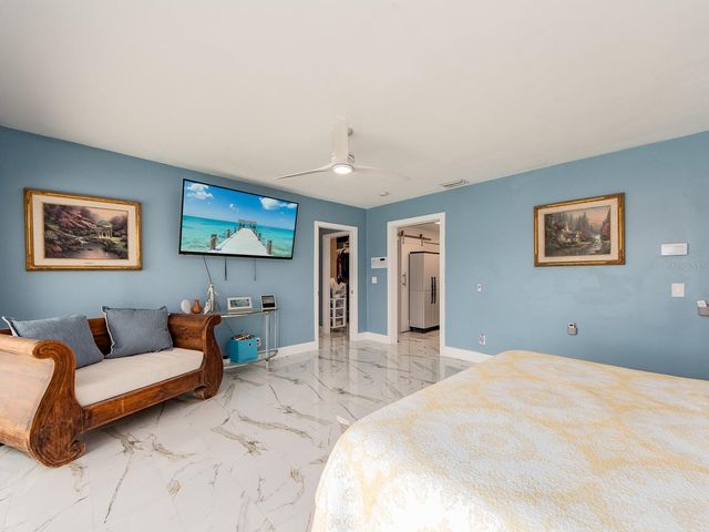 1826 VENETIAN POINT DRIVE, Clearwater, FL 33755