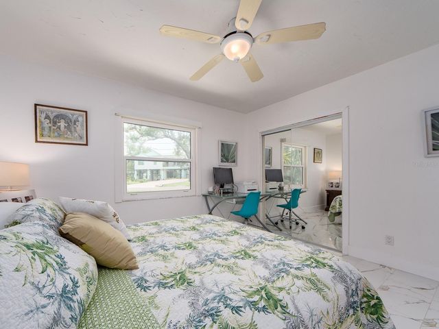 1826 VENETIAN POINT DRIVE, Clearwater, FL 33755