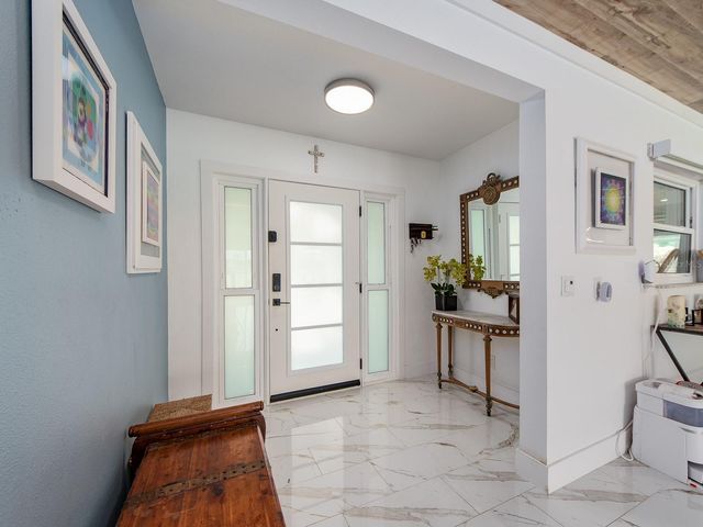 1826 VENETIAN POINT DRIVE, Clearwater, FL 33755