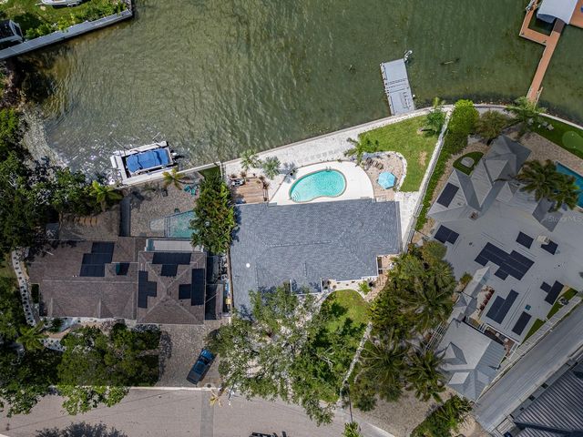 1826 VENETIAN POINT DRIVE, Clearwater, FL 33755