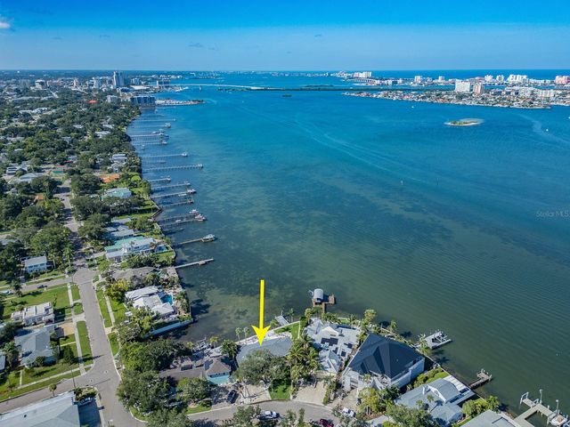 1826 VENETIAN POINT DRIVE, Clearwater, FL 33755