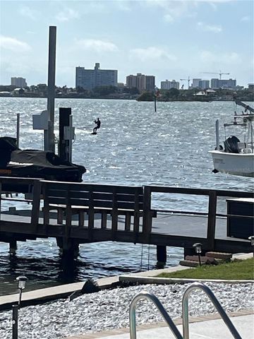 1826 VENETIAN POINT DRIVE, Clearwater, FL 33755