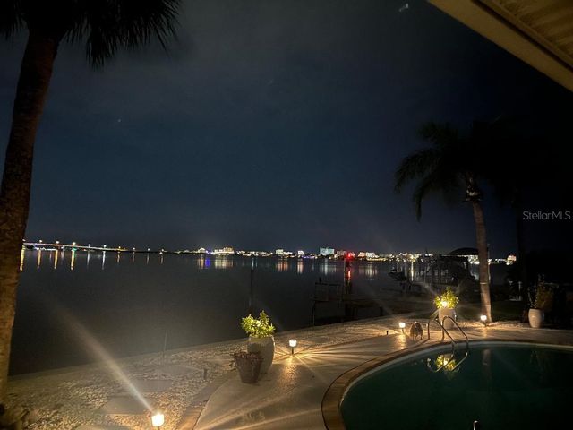1826 VENETIAN POINT DRIVE, Clearwater, FL 33755