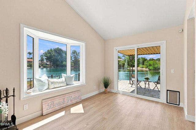 1682 Bridgeport Lane, Camarillo, CA 93010