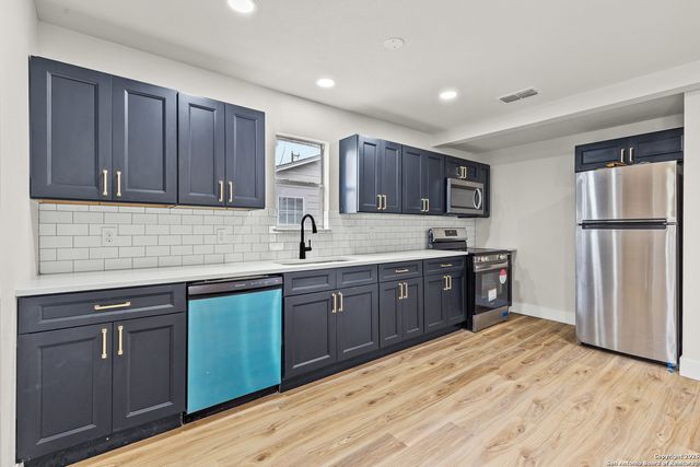 2018 E DREXEL AVE, San Antonio, TX 78210