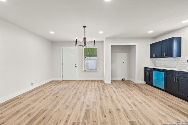 2018 E DREXEL AVE, San Antonio, TX 78210