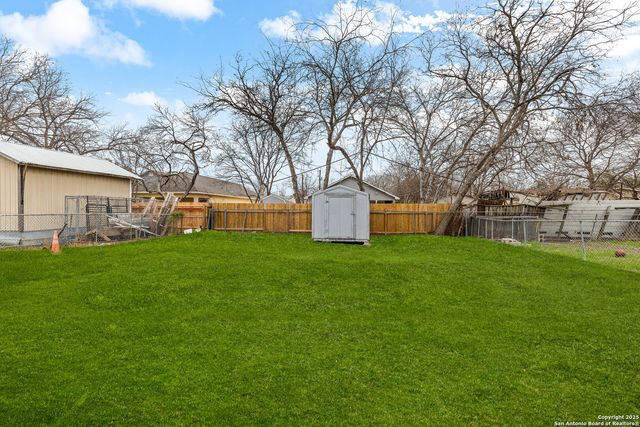 2018 E DREXEL AVE, San Antonio, TX 78210