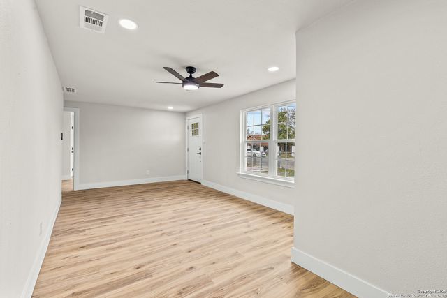 2018 E DREXEL AVE, San Antonio, TX 78210