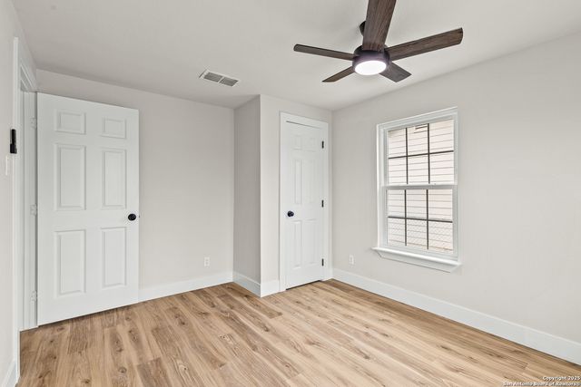 2018 E DREXEL AVE, San Antonio, TX 78210