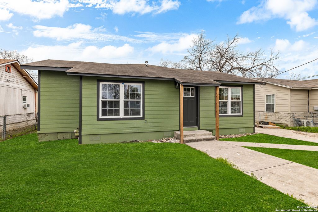 2018 E DREXEL AVE, San Antonio, TX 78210