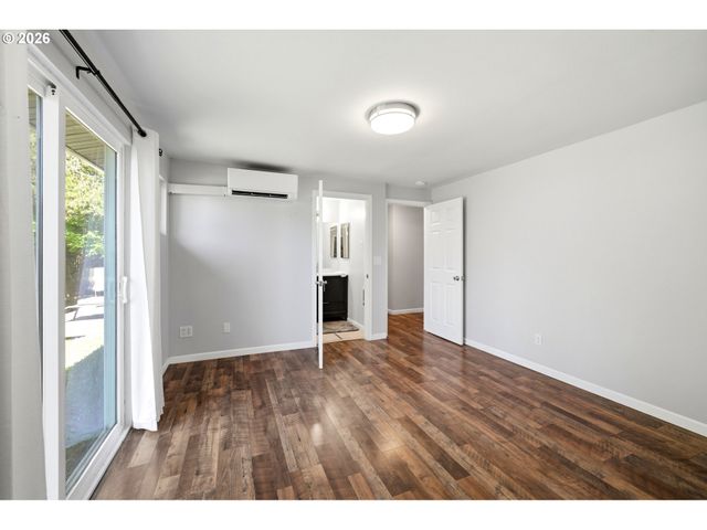 815 Se NAOMI Way, Mc Minnville, OR 97128