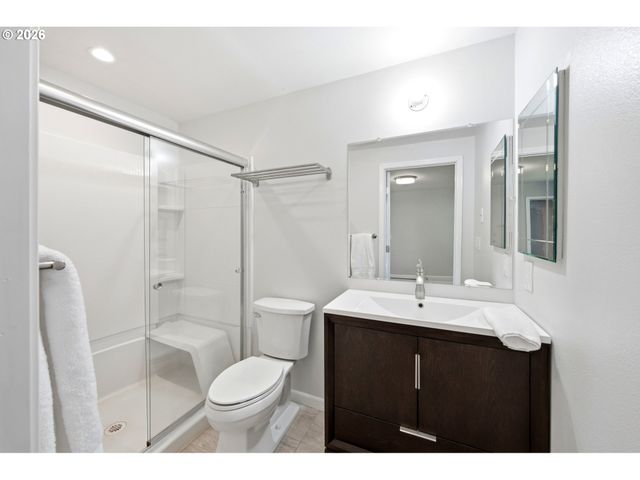 815 Se NAOMI Way, Mc Minnville, OR 97128
