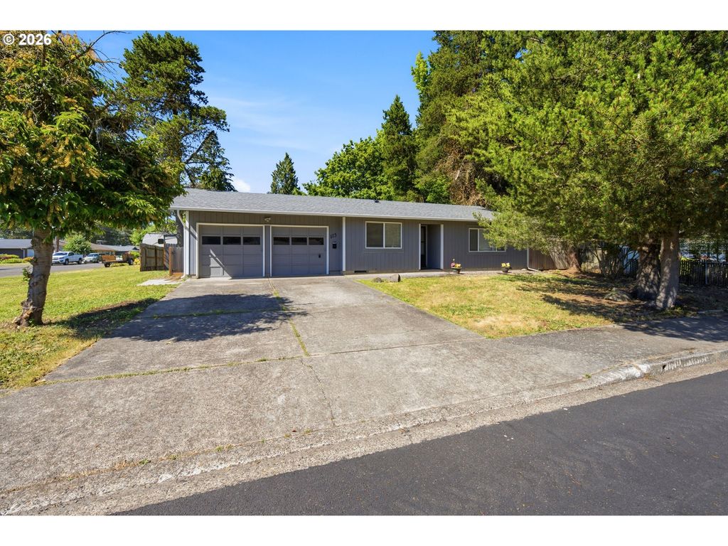 Image 32 of property listing at 815 Se NAOMI Way, Mc Minnville, OR 97128