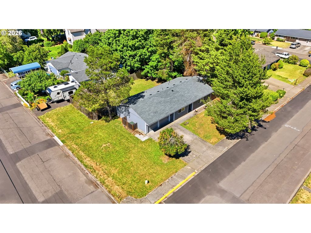 Image 4 of property listing at 815 Se NAOMI Way, Mc Minnville, OR 97128