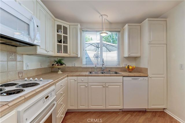 218 Avenida Majorca D, Laguna Woods, CA 92637