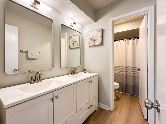 9332 Derrik Drive, Houston, TX 77080