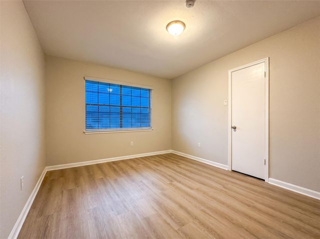 9332 Derrik Drive, Houston, TX 77080