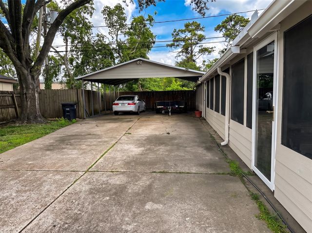 9332 Derrik Drive, Houston, TX 77080