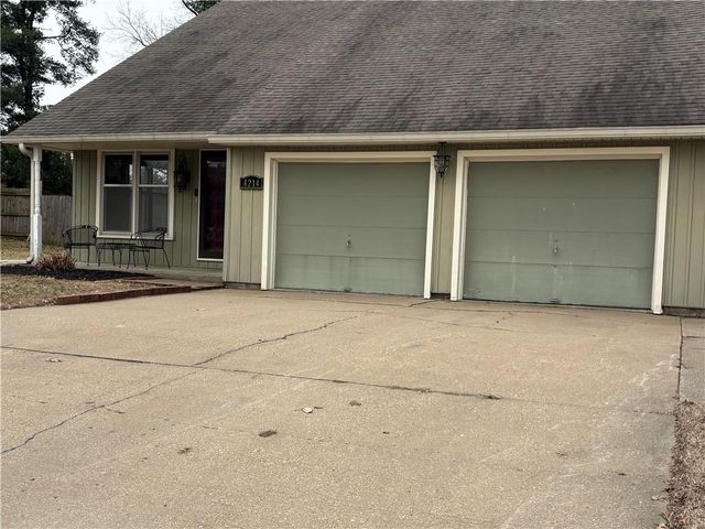 4214 W Haverill Street, St Joseph, MO 64506