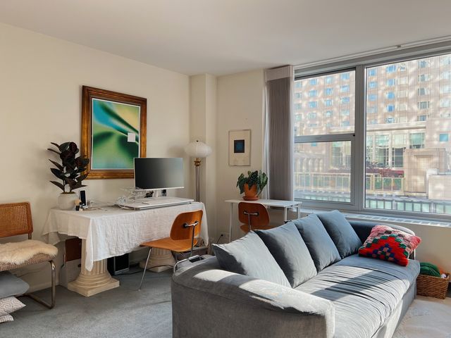 777 N Michigan Avenue 803, Chicago, IL 60611