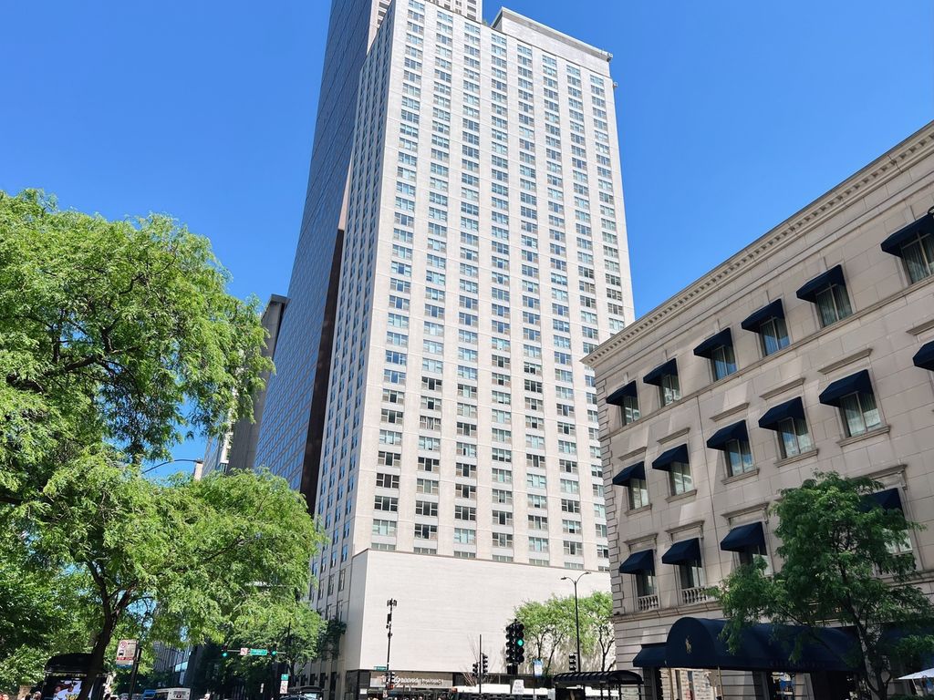 777 N Michigan Avenue 803, Chicago, IL 60611