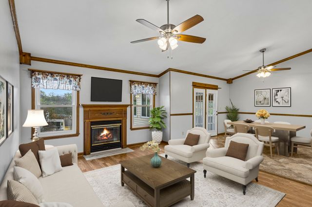 97 Oak Valley Dr, Spring Hill, TN 37174