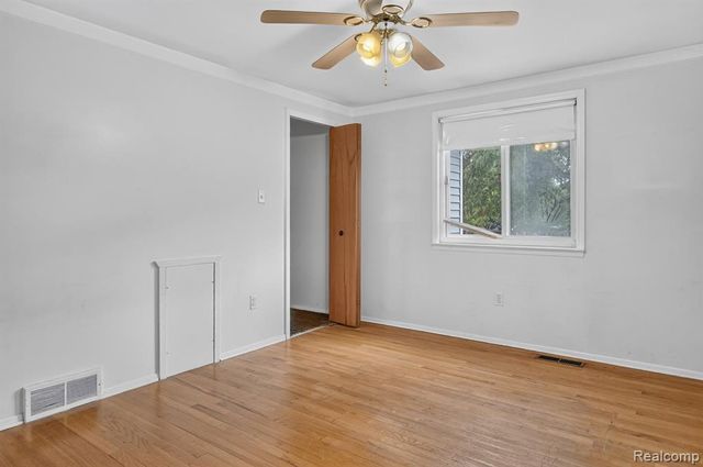 14075 Merriman Road, Livonia, MI 48154