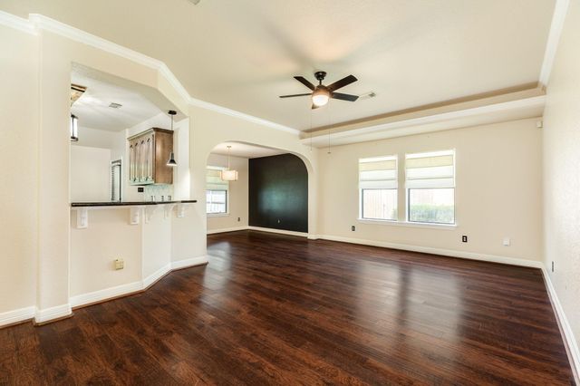 1038 Cardinal Drive, Richwood, TX 77566