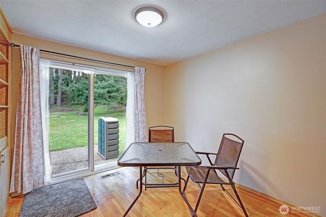 17810 Olympic View Drive, Edmonds, WA 98026