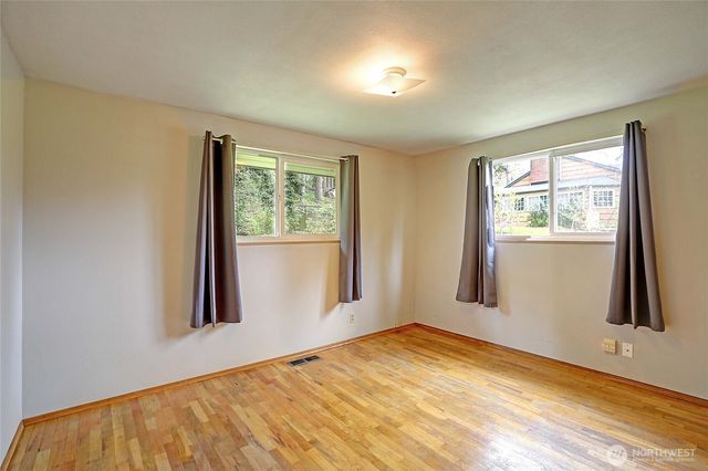 17810 Olympic View Drive, Edmonds, WA 98026