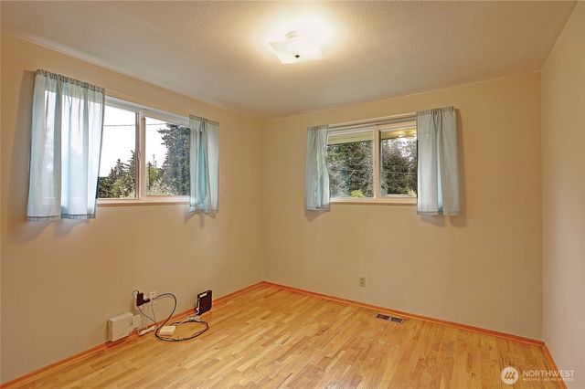17810 Olympic View Drive, Edmonds, WA 98026