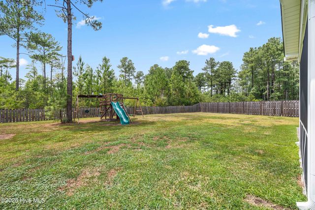877 Stormy Gale Lane, Sneads Ferry, NC 28460