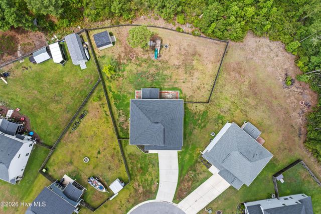 877 Stormy Gale Lane, Sneads Ferry, NC 28460