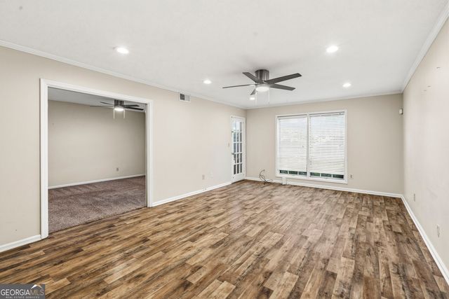 6851 Roswell Road D-15, Sandy Springs, GA 30328