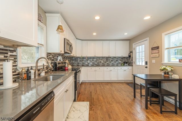 2129 Lakeside Dr W, Vernon Twp., NJ 07422