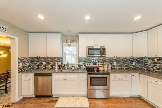 2129 Lakeside Dr W, Vernon Twp., NJ 07422