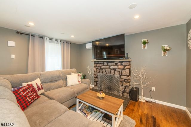 2129 Lakeside Dr W, Vernon Twp., NJ 07422