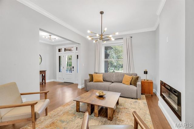 3964 Arsenal Street, St Louis, MO 63116