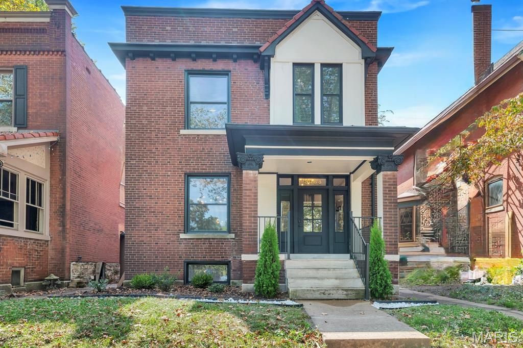 3964 Arsenal Street, St Louis, MO 63116